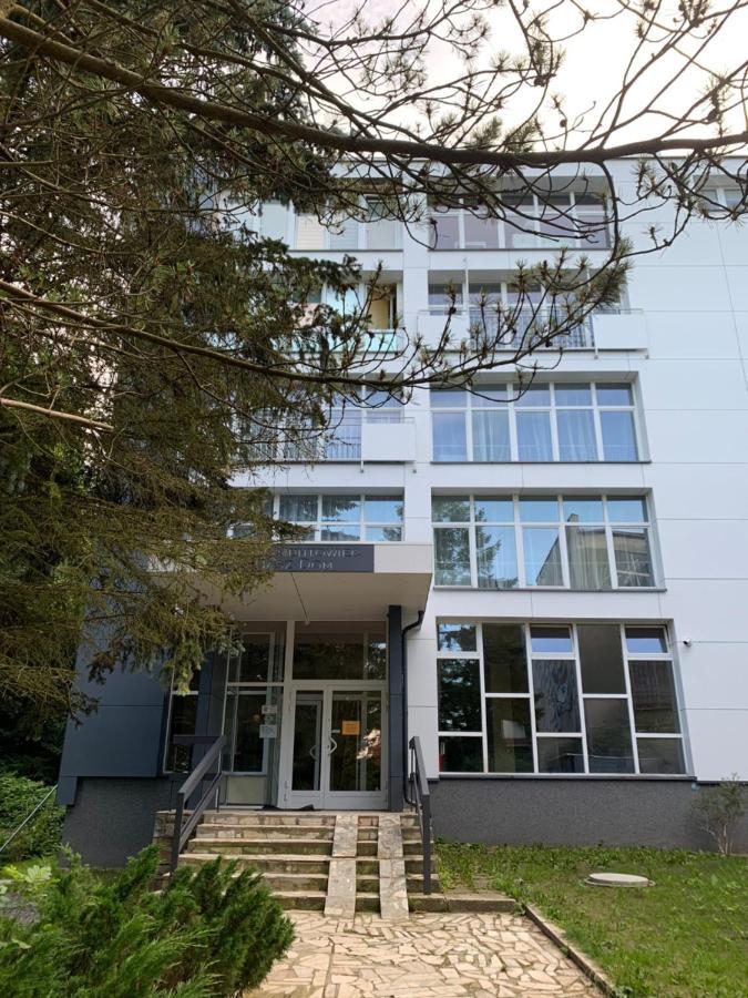 Apartment Sen Na Cichej - W Parku *